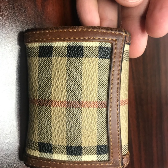 Burberry coin case - Picture 2 of 5